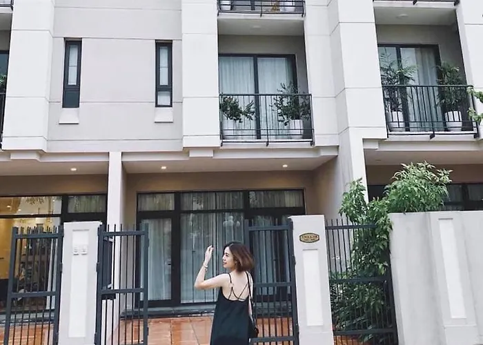 Royal Lotus 5 Bedroom Hạ Long