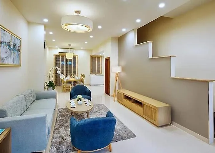 Khách sạn hẻo lánh Royal Lotus 5 Bedroom