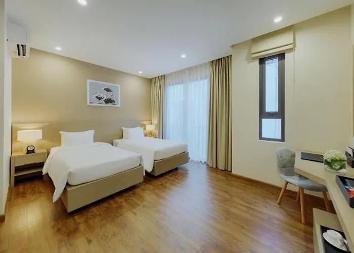 Khách sạn hẻo lánh Royal Lotus 5 Bedroom *