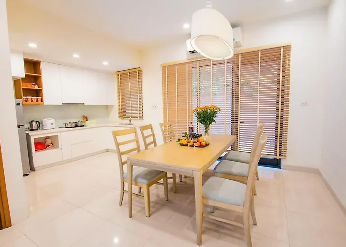 Royal Lotus 5 Bedroom Hạ Long