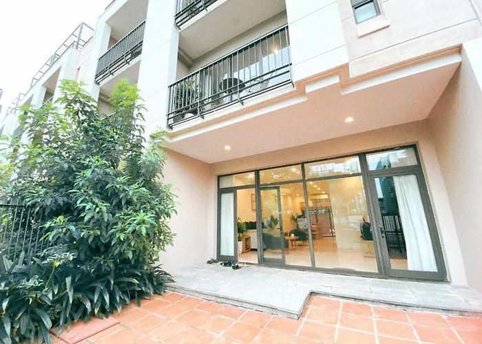 Khách sạn hẻo lánh Royal Lotus 5 Bedroom *